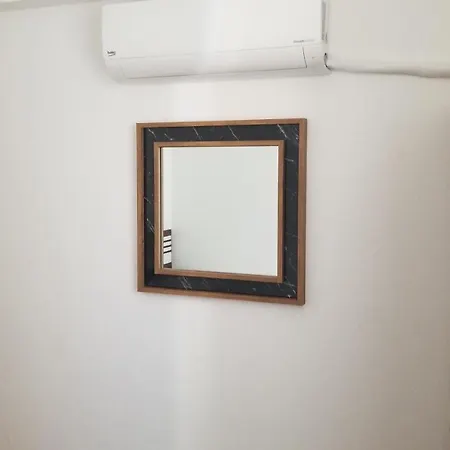 Apartment Huge Evleri 2 *