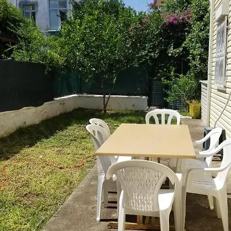 Huge Evleri 2 Lägenhet Marmaris